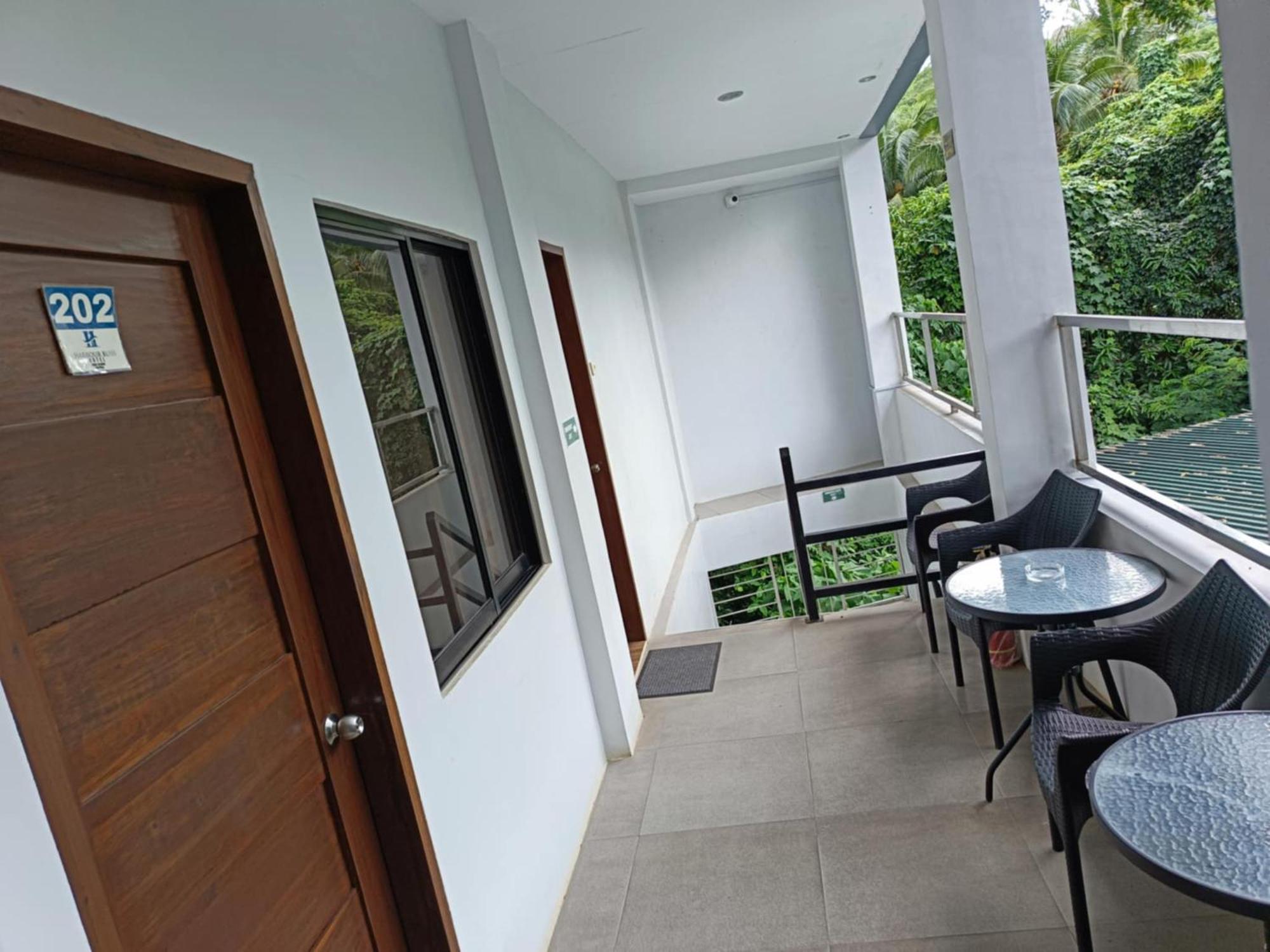 Harbour Bliss Hotel Coron Exterior photo