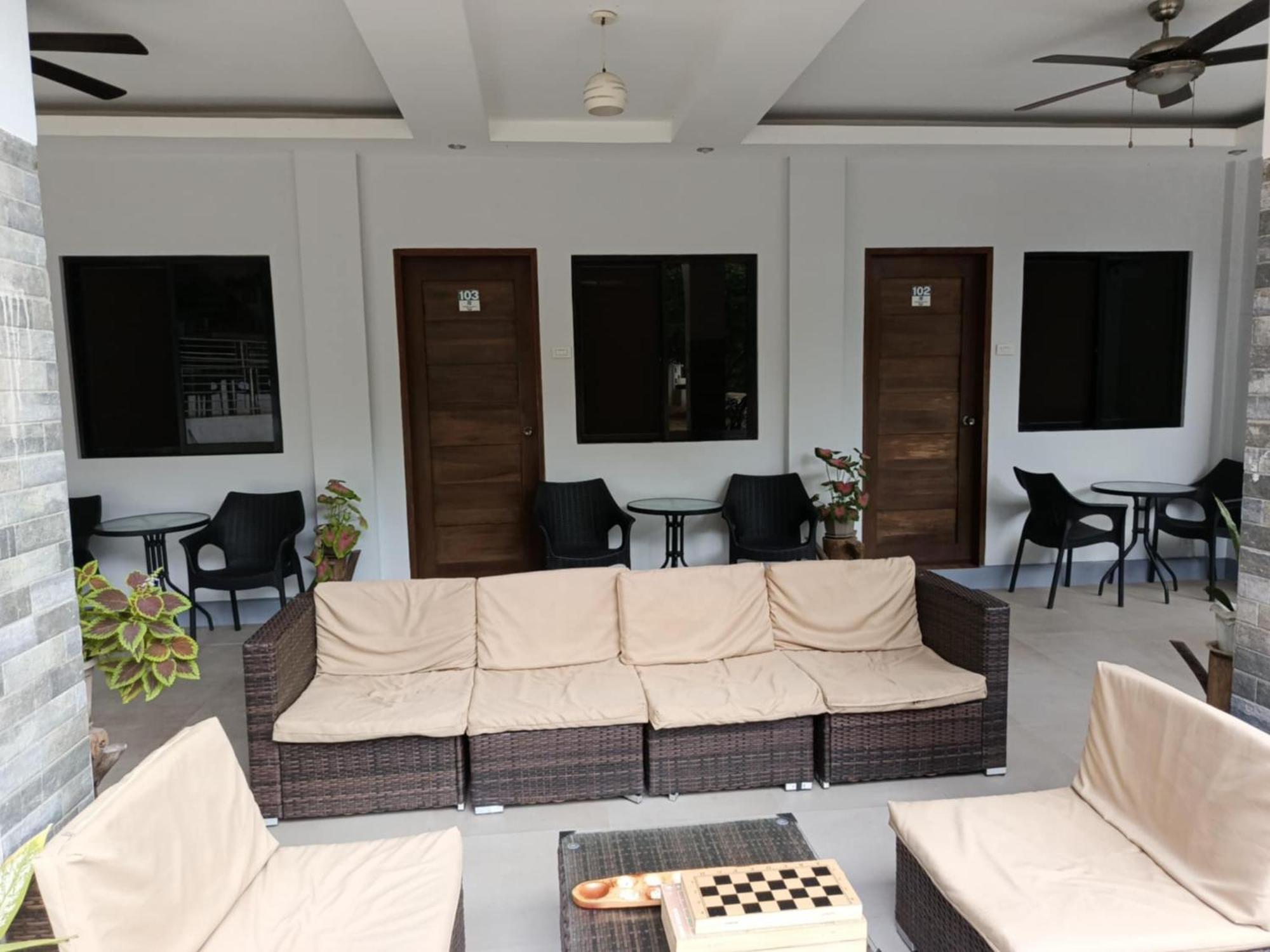 Harbour Bliss Hotel Coron Exterior photo